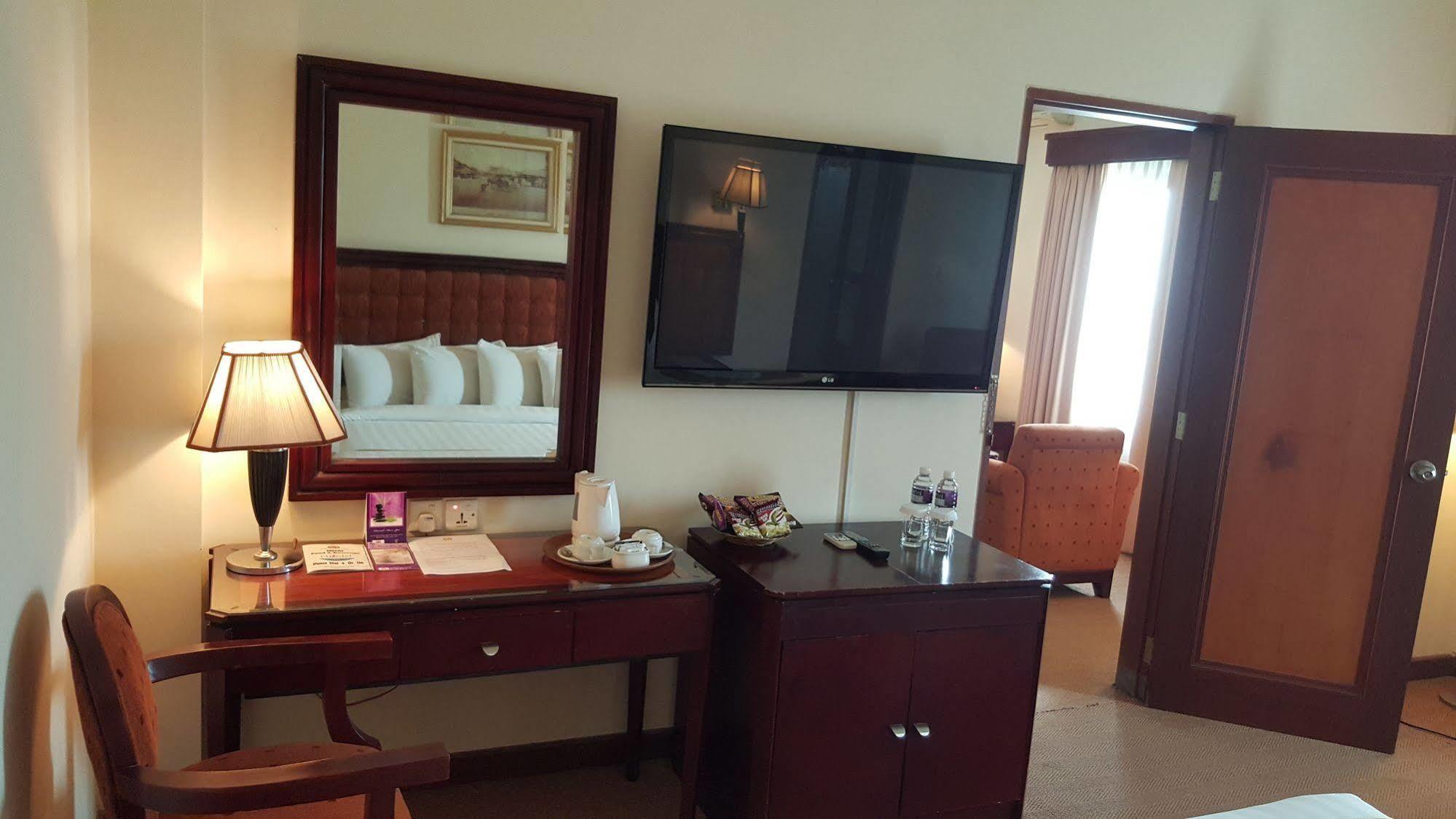 Harbourbay Amir Hotel Batam Buitenkant foto